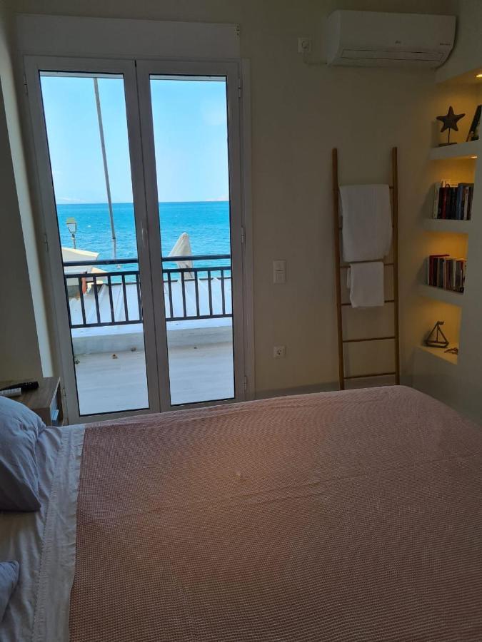 Apartmán Grace Seaside Loutráki Exteriér fotografie
